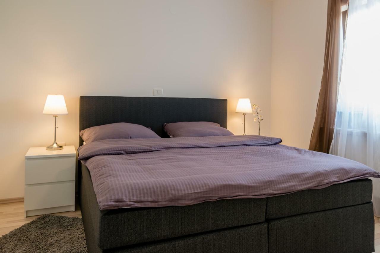 Ferienhaus Bucic Бує Екстер'єр фото